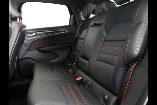 Renault Arkana 1.3 Mild Hybrid 160 R.S. Line Automaat | Trekhaak | Parkeersensoren | Apple Carplay & AndroidAUTO | Bose audio