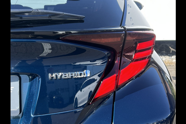 Toyota C-HR 2.0 Hybrid Team D | Navi | Carplay | Premium LED | Winter Pack