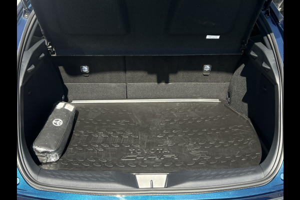 Toyota C-HR 2.0 Hybrid Team D | Navi | Carplay | Premium LED | Winter Pack