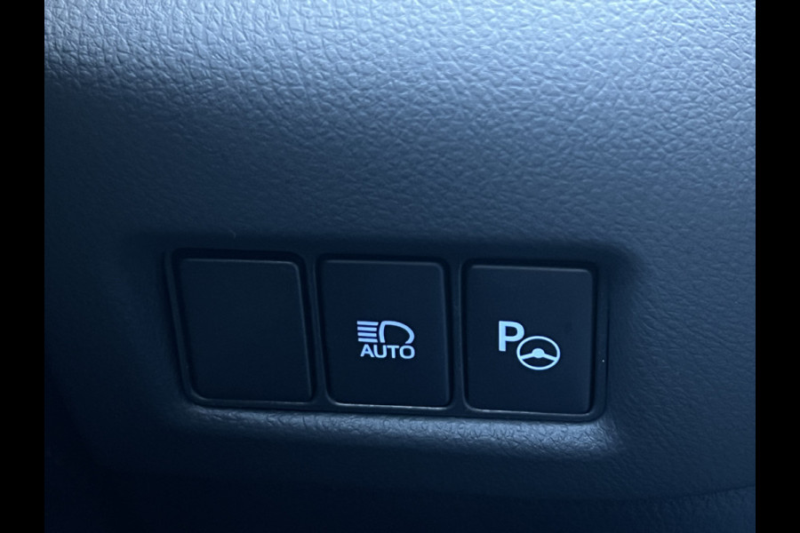 Toyota C-HR 2.0 Hybrid Team D | Navi | Carplay | Premium LED | Winter Pack