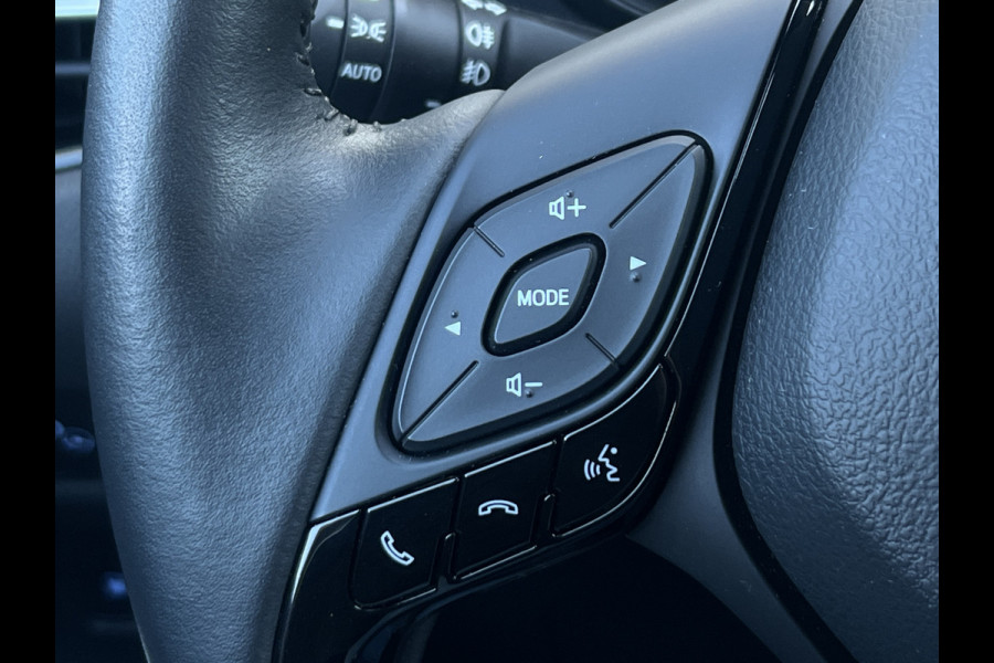 Toyota C-HR 2.0 Hybrid Team D | Navi | Carplay | Premium LED | Winter Pack