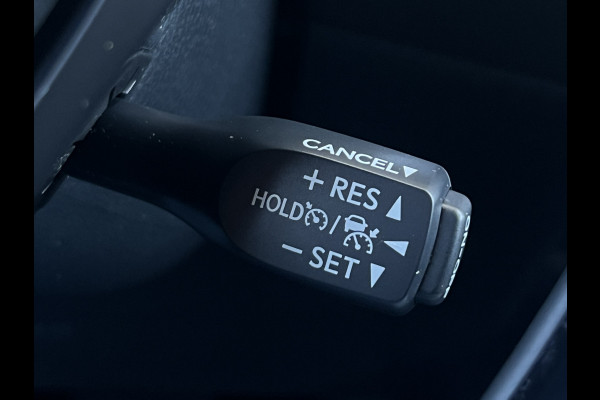 Toyota C-HR 2.0 Hybrid Team D | Navi | Carplay | Premium LED | Winter Pack