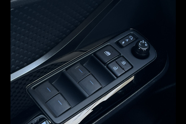 Toyota C-HR 2.0 Hybrid Team D | Navi | Carplay | Premium LED | Winter Pack