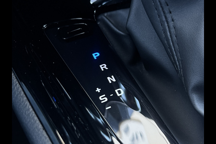 Toyota C-HR 2.0 Hybrid Team D | Navi | Carplay | Premium LED | Winter Pack