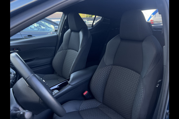 Toyota C-HR 2.0 Hybrid Team D | Navi | Carplay | Premium LED | Winter Pack