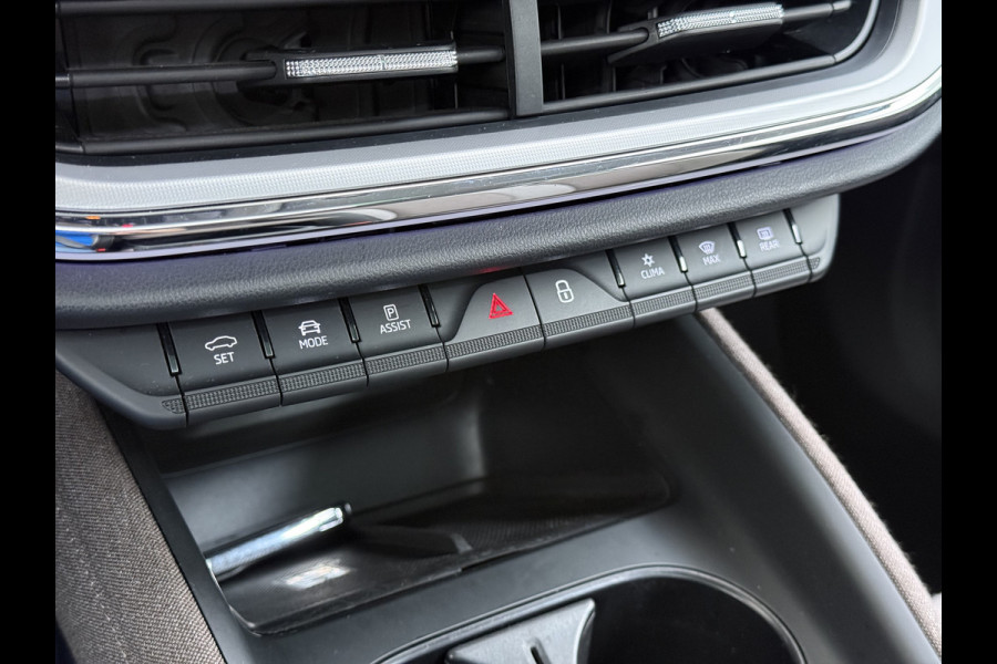 Škoda ENYAQ iV 80 82kwh 204PK Soh 95% Pano-Dak Camera Apple Carplay Android First Edition Navi 3-Zone-Ecc 19"lm PDC-a+v Adaptive-Cruise Lane-Assist Luxus E-Call Stuurverwarming Led Isofix Keyless-Go DAB Rijstrooksensor Origineel Nederlandse Auto Nieuwprijs €  53.000,-