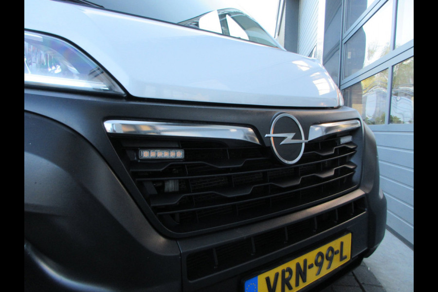 Opel Movano 2.2D 140 L2H2 2x Schuifdeur, Trekhaak, Camera, Trekhaak, 3-Zits.