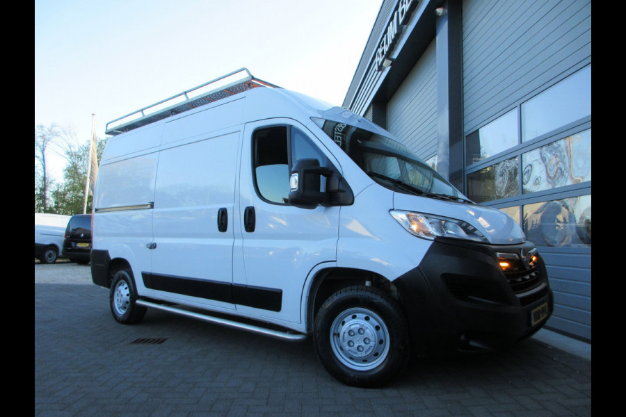 Opel Movano 2.2D 140 L2H2 2x Schuifdeur, Trekhaak, Camera, Trekhaak, 3-Zits.