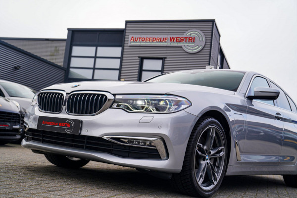 BMW 5 Serie 530e iPerformance High Executive | Stoelverkoeling | Head Up Display | Memory | Achterbank Verwarmd