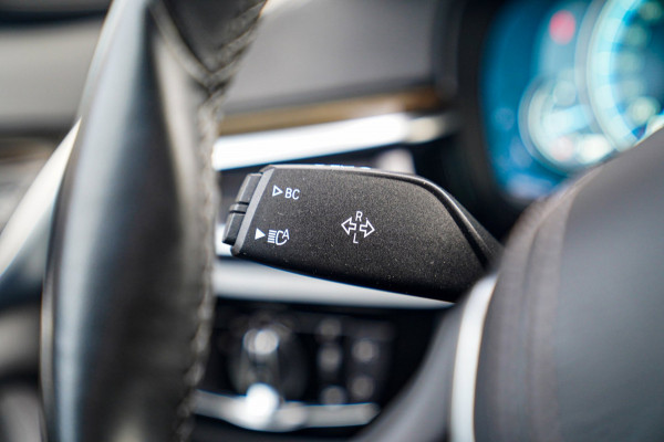 BMW 5 Serie 530e iPerformance High Executive | Stoelverkoeling | Head Up Display | Memory | Achterbank Verwarmd