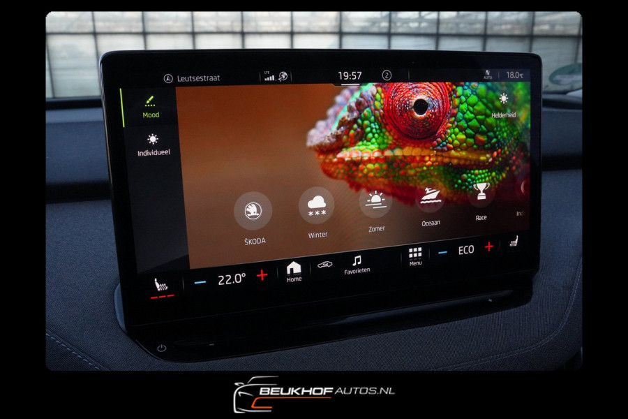 Škoda ENYAQ iV 60 Carplay Navi Pano Leer Camera Soh 93.5%