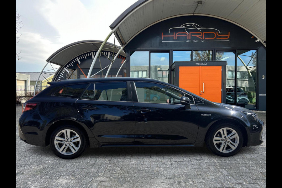 Toyota Corolla Touring Sports 1.8 Hybrid Business Trekhaak Apple Carplay Rijklaarprijs