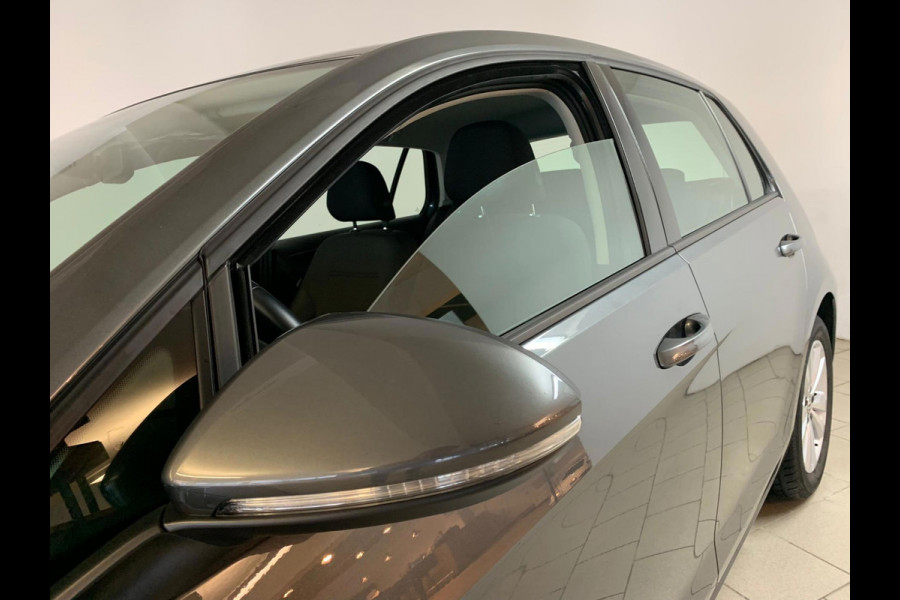 Volkswagen Golf 1.0 TSI Comfortline 110PK AIRCO CRUISE NAVI BLUETOOTH APPLE CARPLAY PDC TREKHAAK PRIVACY GLAS ZEER NETTE AUTO