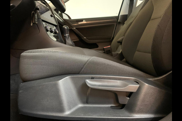 Volkswagen Golf 1.0 TSI Comfortline 110PK AIRCO CRUISE NAVI BLUETOOTH APPLE CARPLAY PDC TREKHAAK PRIVACY GLAS ZEER NETTE AUTO