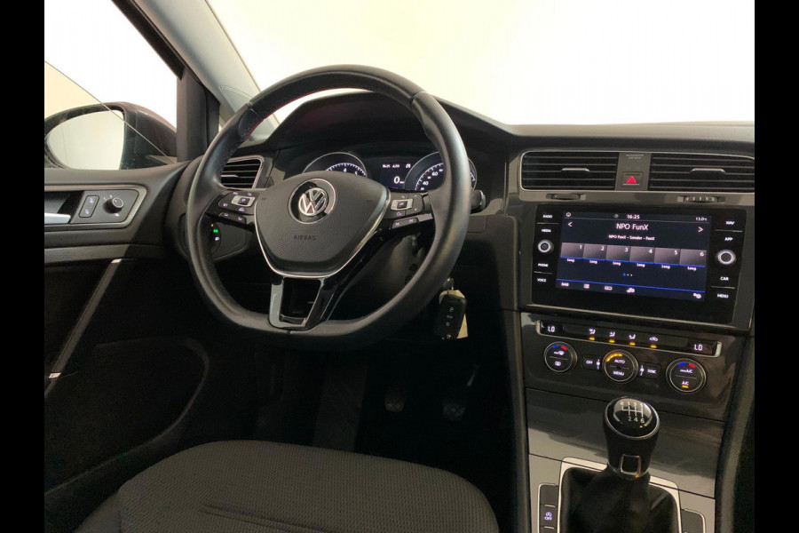 Volkswagen Golf 1.0 TSI Comfortline 110PK AIRCO CRUISE NAVI BLUETOOTH APPLE CARPLAY PDC TREKHAAK PRIVACY GLAS ZEER NETTE AUTO