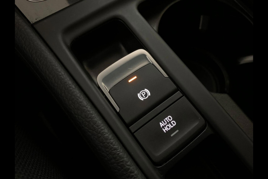 Volkswagen Golf 1.0 TSI Comfortline 110PK AIRCO CRUISE NAVI BLUETOOTH APPLE CARPLAY PDC TREKHAAK PRIVACY GLAS ZEER NETTE AUTO