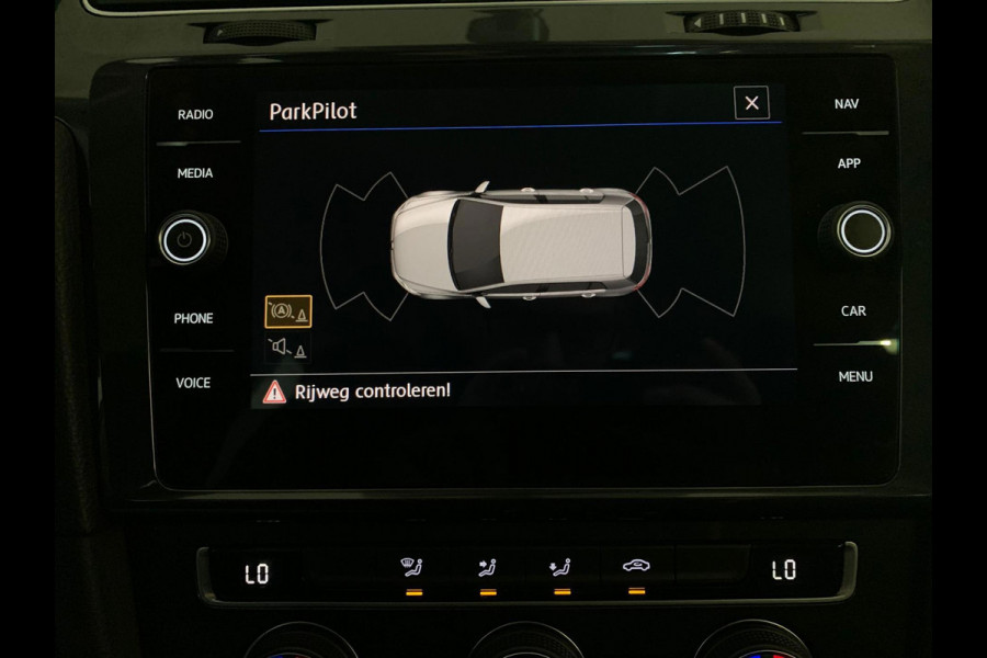 Volkswagen Golf 1.0 TSI Comfortline 110PK AIRCO CRUISE NAVI BLUETOOTH APPLE CARPLAY PDC TREKHAAK PRIVACY GLAS ZEER NETTE AUTO