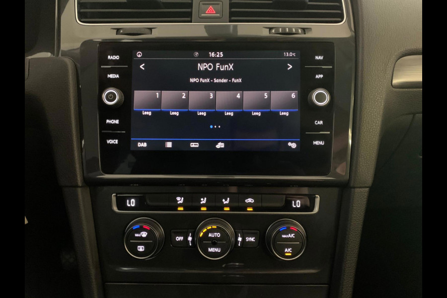 Volkswagen Golf 1.0 TSI Comfortline 110PK AIRCO CRUISE NAVI BLUETOOTH APPLE CARPLAY PDC TREKHAAK PRIVACY GLAS ZEER NETTE AUTO