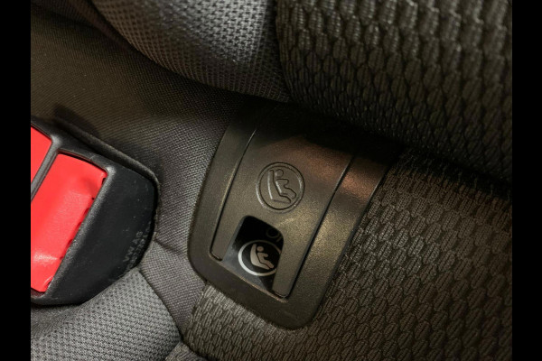 Volkswagen Golf 1.0 TSI Comfortline 110PK AIRCO CRUISE NAVI BLUETOOTH APPLE CARPLAY PDC TREKHAAK PRIVACY GLAS ZEER NETTE AUTO