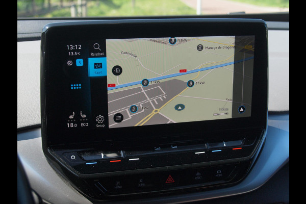 Volkswagen ID.4 First 77 kWh | Camera | Trekhaak | Sfeerverlichting | Apple Carplay | Cruise Control |