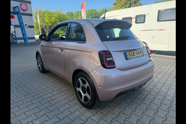 Fiat 500 Passion 42 kWh |Carplay | Camera | Parkeersensoren | BTW
