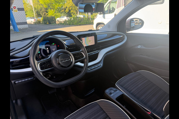 Fiat 500 Passion 42 kWh |Carplay | Camera | Parkeersensoren | BTW