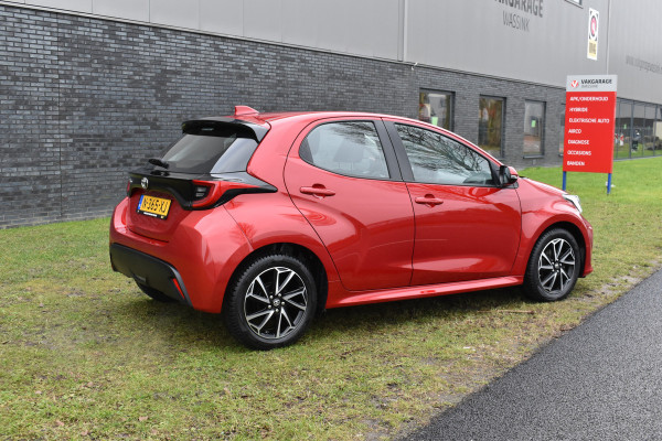 Toyota Yaris 1.5 VVT-i Dynamic 1e eigenaar Navigatie Parkeer camera