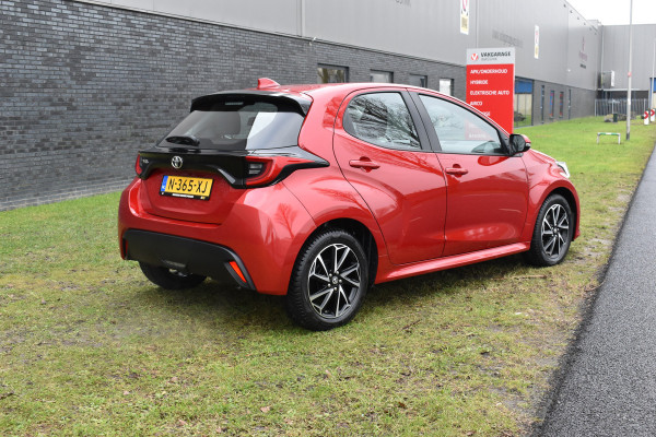 Toyota Yaris 1.5 VVT-i Dynamic 1e eigenaar Navigatie Parkeer camera