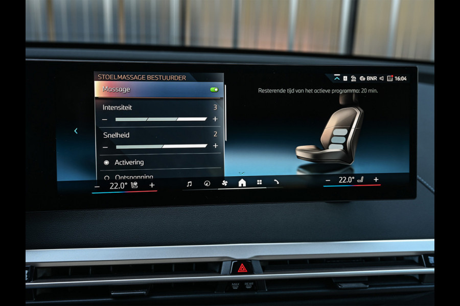 BMW iX xDrive45 101 kWh | NL-auto | Comfort access | Soft close | Iconic glow | Adaptive led | Sky lounge | Driving assistant prof. | Dab+ | Harman/kardon |