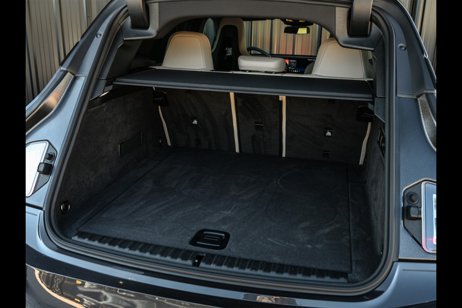 BMW iX xDrive45 101 kWh | NL-auto | Comfort access | Soft close | Iconic glow | Adaptive led | Sky lounge | Driving assistant prof. | Dab+ | Harman/kardon |