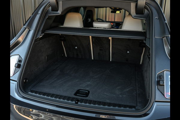 BMW iX xDrive45 101 kWh | NL-auto | Comfort access | Soft close | Iconic glow | Adaptive led | Sky lounge | Driving assistant prof. | Dab+ | Harman/kardon |