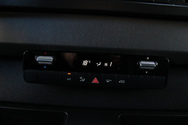 Mercedes-Benz Sprinter 314 2.2 CDI L3H2 143PK automaat / Multi stuur / Camera / 3 zits
