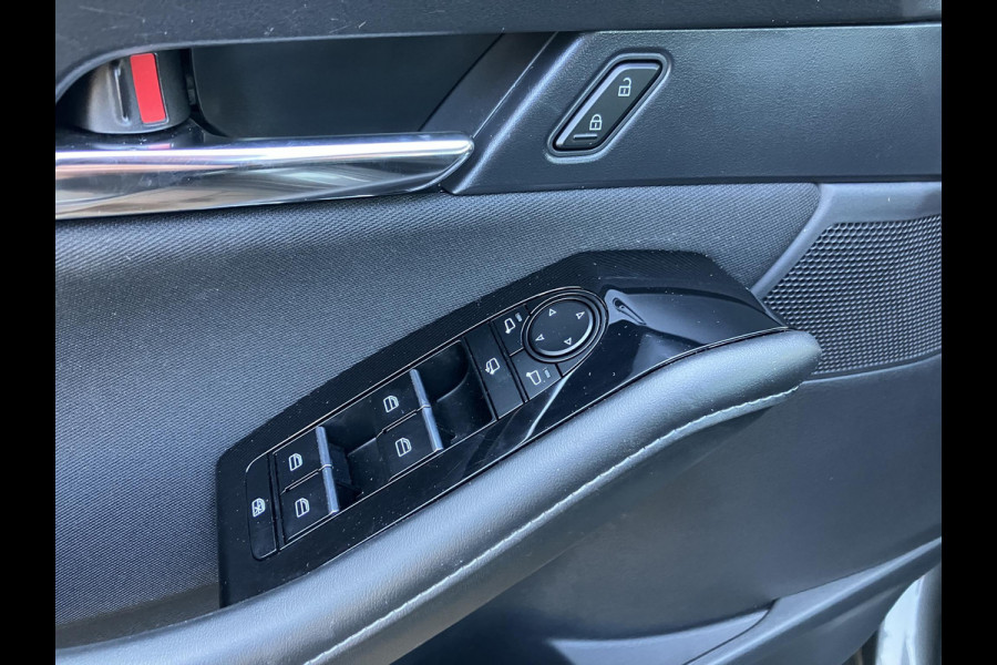 Mazda CX-30 2.0 e-SkyActiv-G M Hybrid | HUD | BTW | NAP | 1e eigenaar