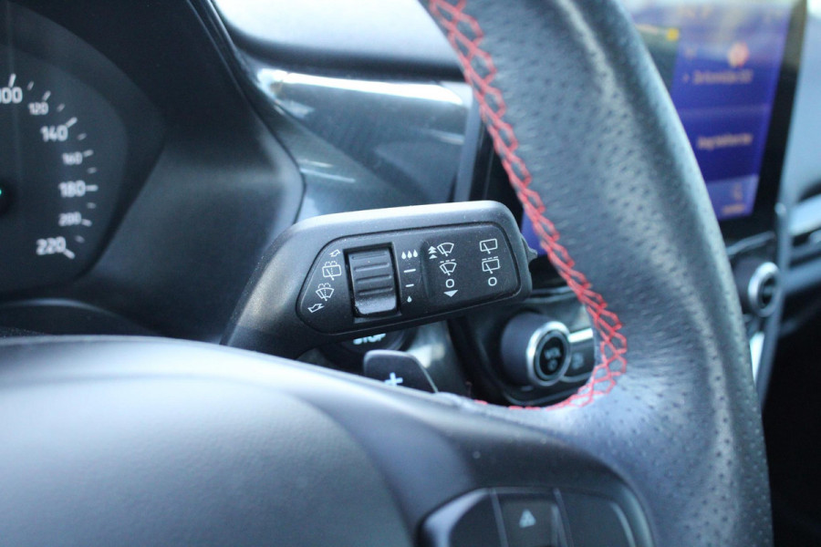 Ford Fiesta 1.0 EcoBoost ST-Line | Stoel + Stuurverwarming | Parkeersensoren | Climate Control | Cruise Control | Navigatie |