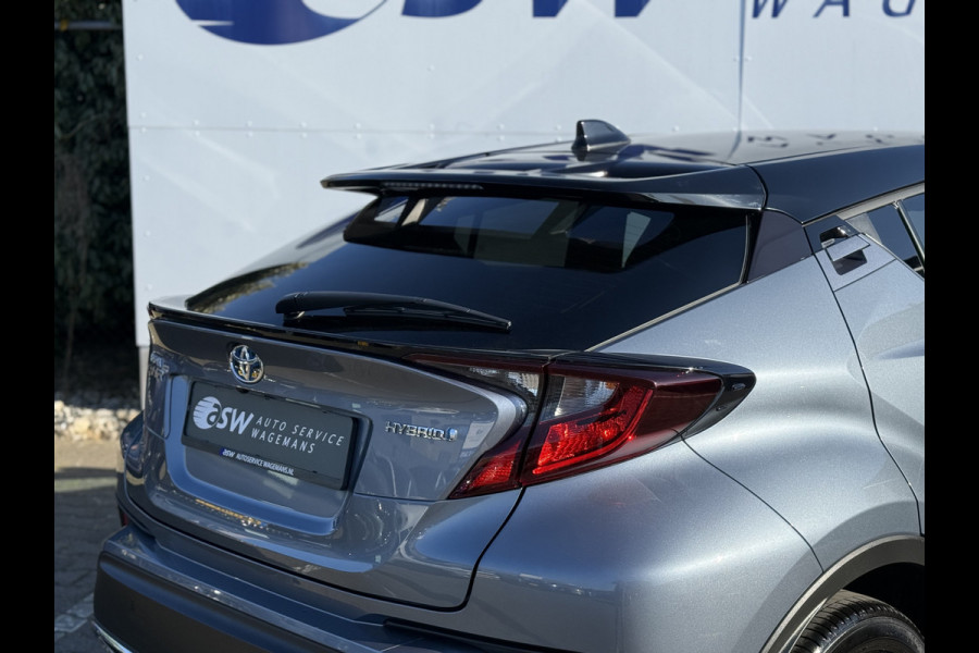 Toyota C-HR 2.0 Hybrid Team D Bi-Tone | CarPlay | ACC | Camera | Keyless | 18 inch