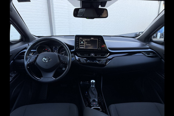 Toyota C-HR 2.0 Hybrid Team D Bi-Tone | CarPlay | ACC | Camera | Keyless | 18 inch