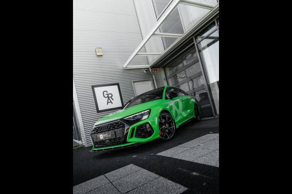 Audi RS3 Limousine 2.5 TFSI quattro | Keramisch | Panorama | Hulk