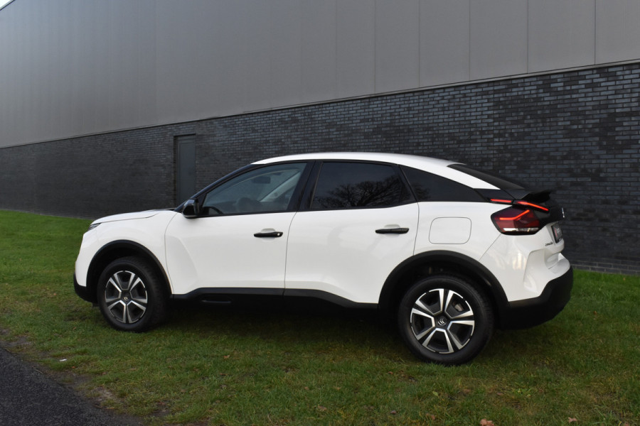 Citroën C4 1.2 Live Airco Cruisecontrol Carkit Btw auto Nieuwe-distriem en nieuwe remmen compleet