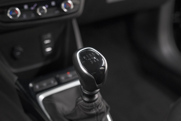 Opel Crossland 110 Turbo Business Elegance | Camera | Dodehoekdetectie | Navigatie | Apple Carplay