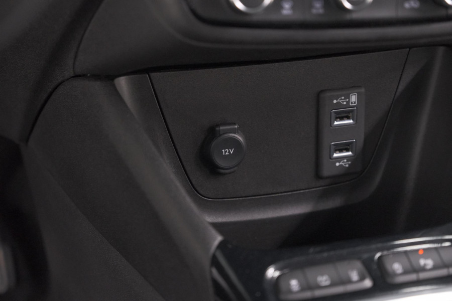 Opel Crossland 110 Turbo Business Elegance | Camera | Dodehoekdetectie | Navigatie | Apple Carplay