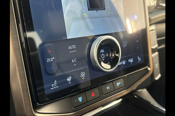 Ford USA F-150 LIGHTNING Lariat