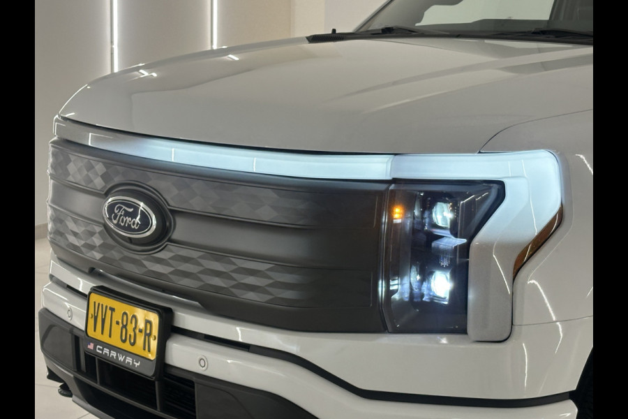 Ford USA F-150 LIGHTNING Lariat