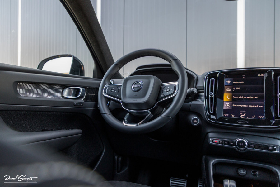 Volvo XC40 1.5 T5 Recharge R-Design | Panorama dak | Harman Kardon | Memory |