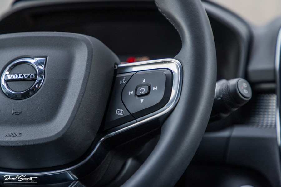 Volvo XC40 1.5 T5 Recharge R-Design | Panorama dak | Harman Kardon | Memory |