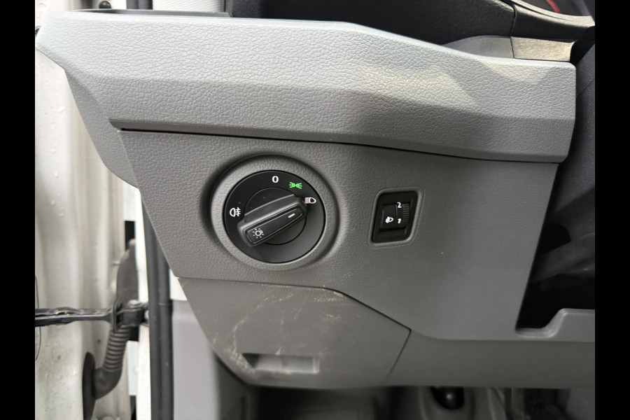MAN TGE 5.160 2.0 TDI Automaat Laadklep Dubbellucht Airco Cruise Control Carplay Navigatie Bakwagen Koffer Meubelbak