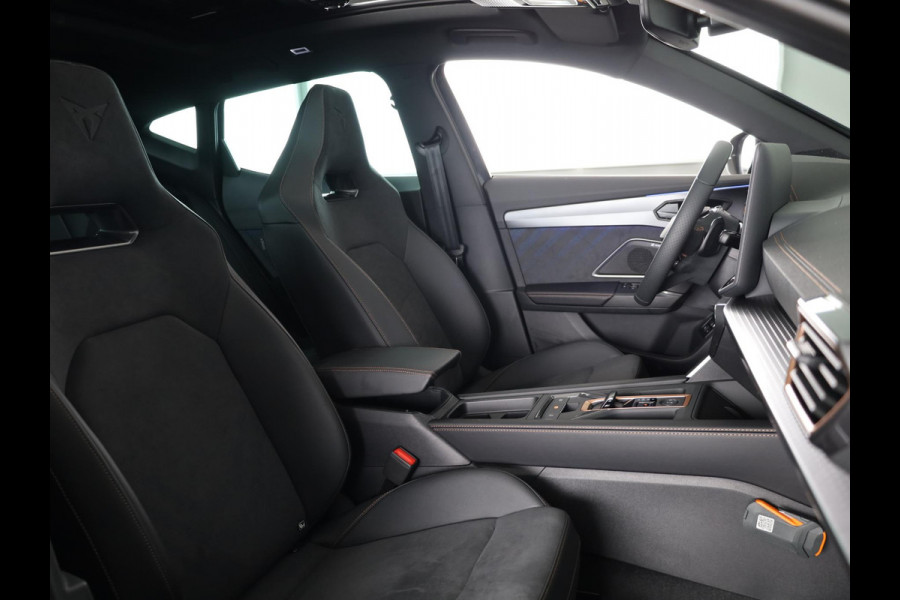 CUPRA Formentor 1.5 TSI e-Hybrid VZ Performance 272PK | 19 Inch | Panoramadak | DCC | ACC | Elektrisch verstelbare voorstoel | Keyless Entry | Achteruitrijcamera |