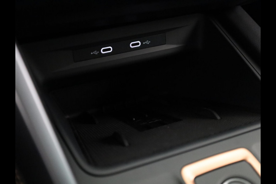 CUPRA Formentor 1.5 TSI e-Hybrid VZ Performance 272PK | 19 Inch | Panoramadak | DCC | ACC | Elektrisch verstelbare voorstoel | Keyless Entry | Achteruitrijcamera |