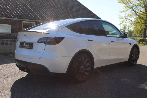 Tesla Model Y PERFORMANCE AWD 75 kWh SOh 92,4% PANO LEER AUTOPILOT 87000KM!!!