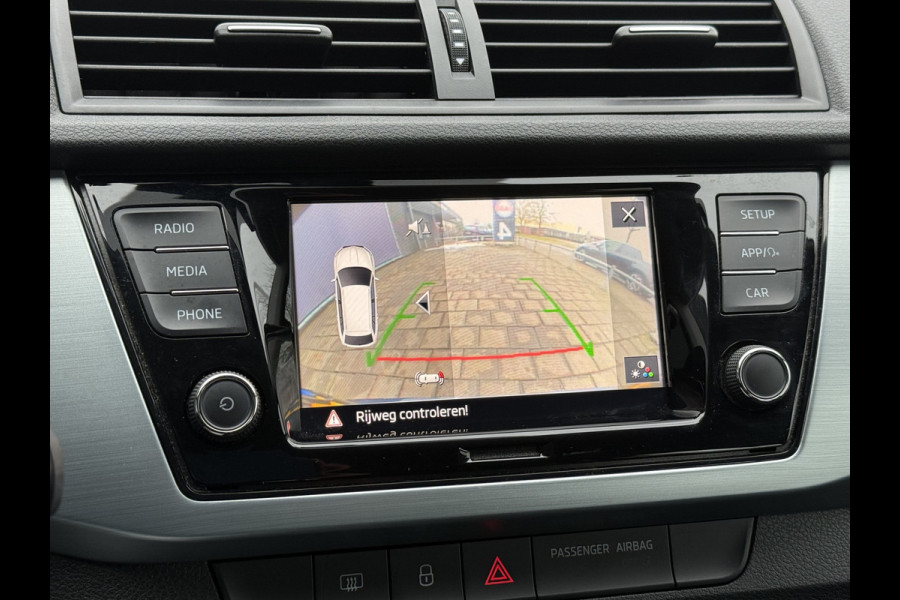 Škoda Fabia Combi BWJ 2021 | 1.0 TSI 96PK Active | AIRCO | CAMERA A | CARPLAY | CRUISE | PDC | LMV | MULTI FUNC STUUR | MISTLAMPEN