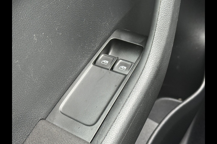 Škoda Fabia Combi BWJ 2021 | 1.0 TSI 96PK Active | AIRCO | CAMERA A | CARPLAY | CRUISE | PDC | LMV | MULTI FUNC STUUR | MISTLAMPEN